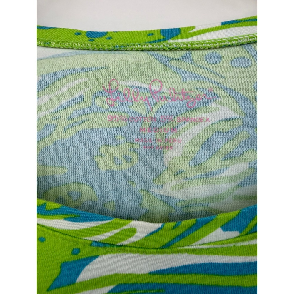Lilly Pulitzer Daniella Tee Shirt Women's M Blue Green Roar Jungle Print T-Shirt - Picture 3 of 5